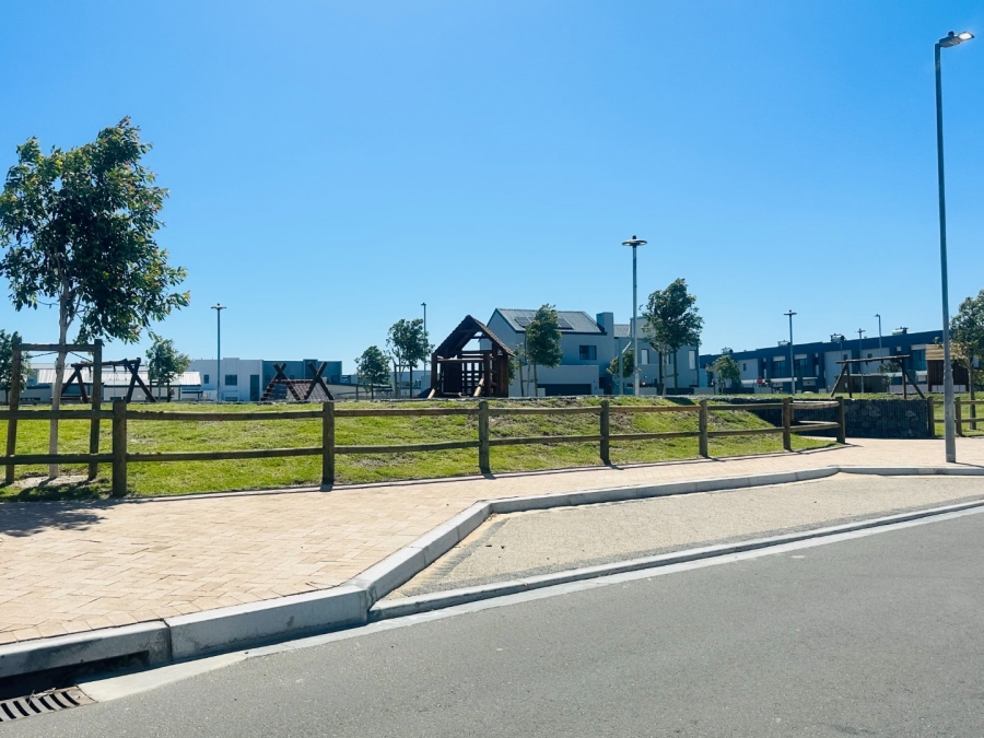 3 Bedroom Property for Sale in Sandown Western Cape